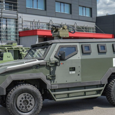 🇨🇿 Česká armáda posílá miliardy do zahraničí. Tatrovky zůstávají v garáži
