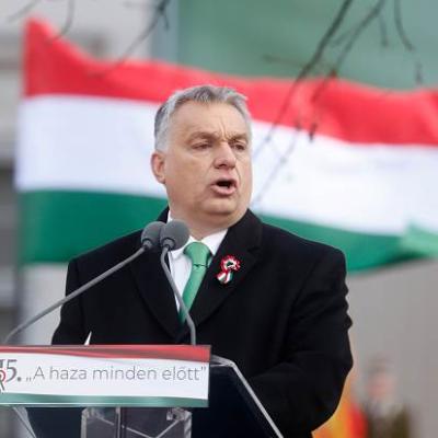 Viktor Orbán - Ochránce kontroverzních lídrů, který podrývá autoritu Mezinárodního trestního soudu